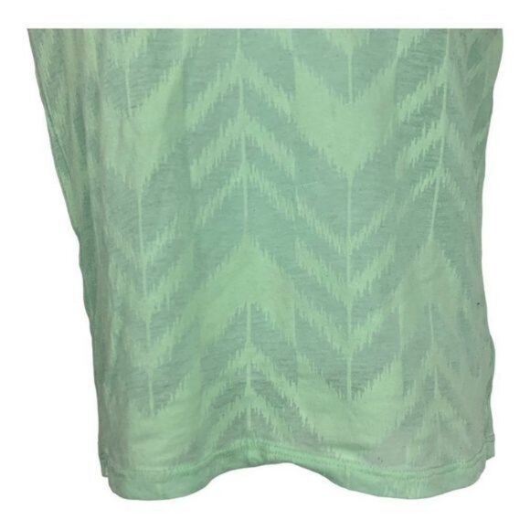 Express Womens Mint Green Chevron Pattern Top Size XS Cotton/Polyester - Picture 2 of 6